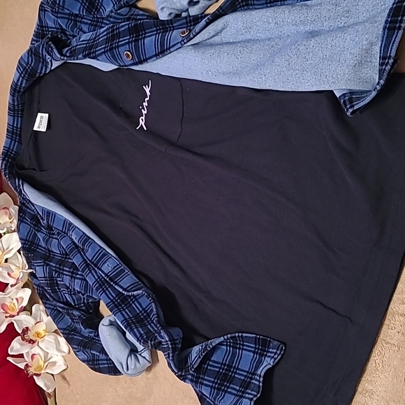 VELOUR Shacket / button up Top - Picture 9 of 16